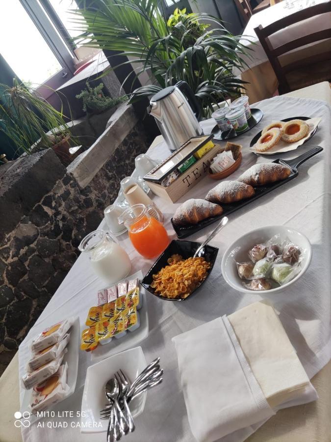 ジャッレ Il Noceto Dell'Etna Bed & Breakfast エクステリア 写真